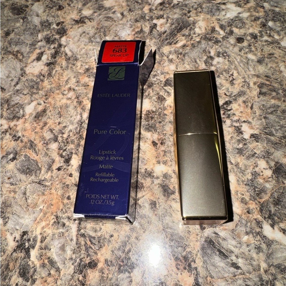 Estee Lauder Pure Color Lipstick Matte - Picture 7 of 9